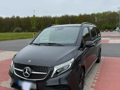 Gebraucht Mercedes V300 Exclusive 239 PS (175 kW) 2021 Grau Van / Kleinbus