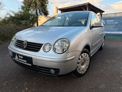 Gebraucht VW Polo Comfortline 101 PS (74 kW) 2003 Silber Kleinwagen