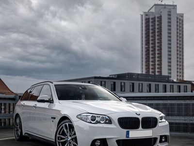 gebraucht BMW 530 d M xDrive M-Performance 287PS Alarm HUD