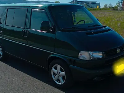 Gebraucht VW Multivan 151 PS (111 kW) 1999 Grün Van / Kleinbus