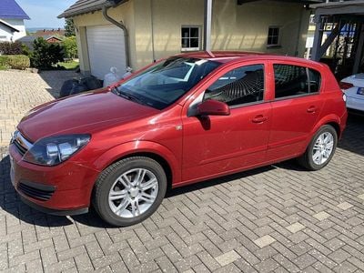 Gebraucht Opel Astra Edition 90 PS (66 kW) 2006 Rot Limousine