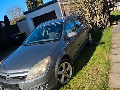 Gebraucht Opel Astra 125 PS (91 kW) 2005 Grau Limousine