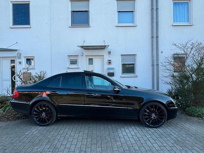 Gebraucht Mercedes E280 Avantgarde 231 PS (169 kW) 2007 Schwarz Limousine