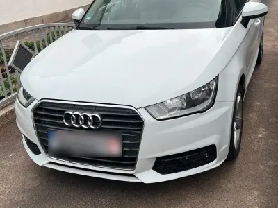 Gebraucht Audi A1 Sportback 90 PS (66 kW) 2015 Weiß Kleinwagen