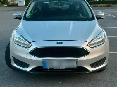 Gebraucht Ford Focus 2016 Grau Kleinwagen