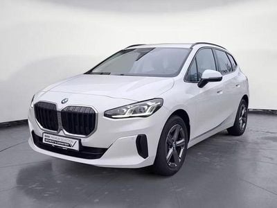 Gebraucht BMW 220 Active Tourer 156 PS (114 kW) 2025 Weiß Van / Kleinbus