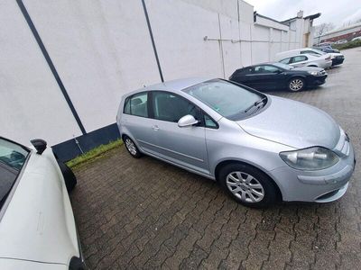 gebraucht VW Golf Plus 1.6. TÜV 01/2026