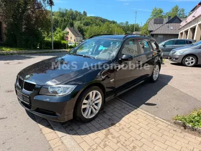 Gebraucht BMW 318 Advantage 143 PS (105 kW) 2008 Schwarz Kombi