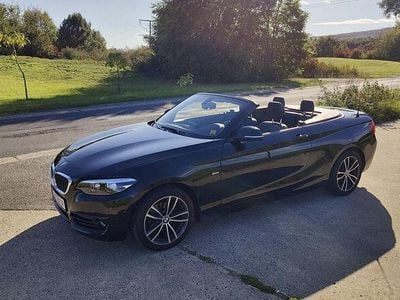 Gebraucht BMW 218 Sport Line 136 PS (100 kW) 2017 Schwarz Cabrio