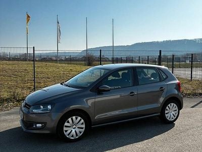 Gebraucht VW Polo 69 PS (50 kW) 2012 Grau Kleinwagen
