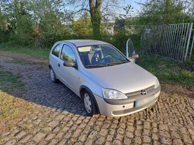 Gebraucht Opel Corsa Eco 58 PS (42 kW) 2002 Silber Kleinwagen