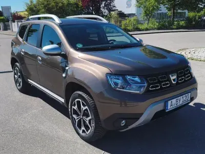 Używany Dacia Duster Prestige 109 KM (80 kW) 2018 Beżowy SUV