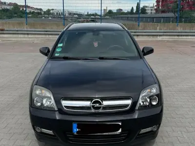 Gebraucht Opel Signum 155 PS (114 kW) 2005 Schwarz Kleinwagen