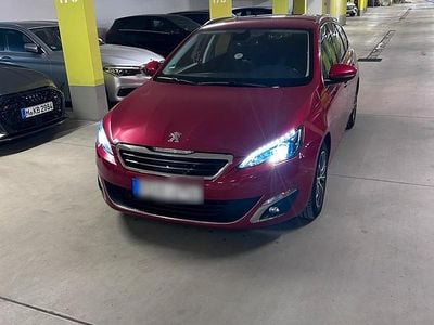 Rot Gebraucht 2016 Peugeot 308 Kombi | 6.000 € (Fairer Preis)