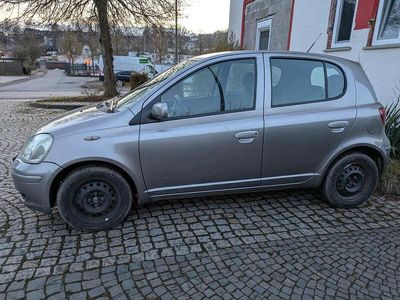 Andere farben Gebraucht 2003 Toyota Yaris Kleinwagen | 2.500 € (Etwas zu teuer)