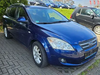 Gebraucht Kia Ceed Sportswagon EX 122 PS (89 kW) 2007 Blau Kombi