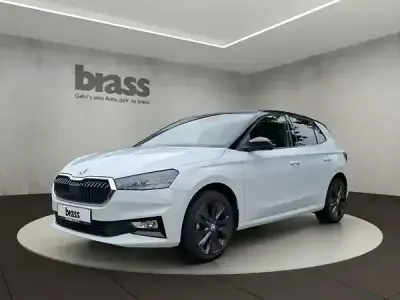 Gebraucht Skoda Fabia Style 110 PS (80 kW) 2022 Moonweiß perleffekt / blackmagic perleffekt Kleinwagen