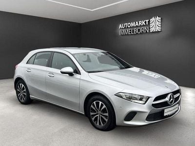 Gebraucht Mercedes A180 217 PS (159 kW) 2022 Silber Limousine