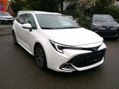 Usata Toyota Corolla Team 196 CV (144 kW) 2023 Bianco Berlina