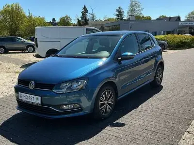 Usata VW Polo Allstar 110 CV (80 kW) 2017 Blu Utilitaria