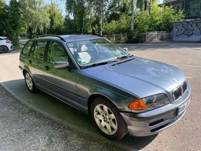 BMW 318