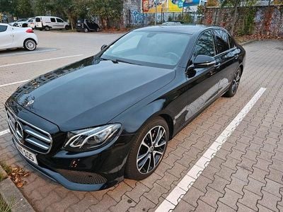 Mercedes E200