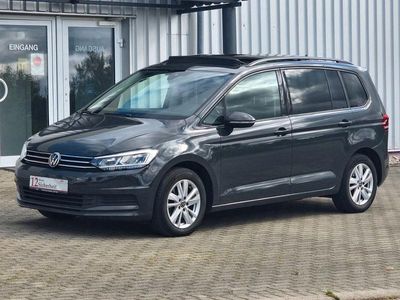 Grau Gebraucht 2022 VW Touran Van / Kleinbus | 16.990 € (Guter Preis)