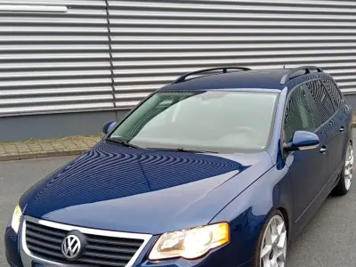 Gebraucht VW Passat 105 PS (77 kW) 2008 Blau Kombi
