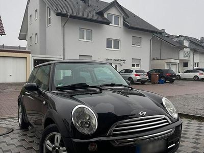 Gebraucht Mini Cooper 90 PS (66 kW) 2005 Schwarz Kleinwagen