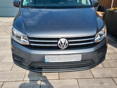 Gebraucht VW Caddy Comfortline 102 PS (75 kW) 2020 Grau Van / Kleinbus