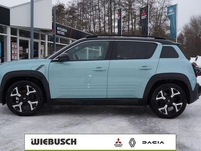 Hautsdefrancegrün/schwarz Gebraucht 2025 Renault 4 E-Tech Komfort SUV | 31.990 € (Guter Preis)