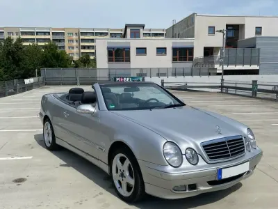 Gebraucht Mercedes CLK230 193 PS (141 kW) 2000 Silber Cabrio