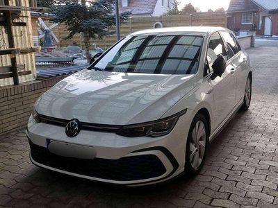 Oryxweiß perlmutteffekt Gebraucht 2024 VW Golf VIII GTI Kleinwagen | 28.000 € (Superpreis)