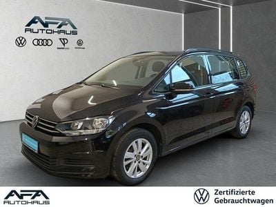 Second-hand VW Touran Comfortline 150 CP (110 kW) 2021 Negru Monovolum