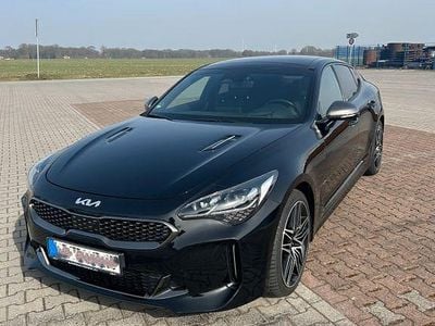 Gebraucht Kia Stinger GT 366 PS (269 kW) 2023 Schwarz Kleinwagen