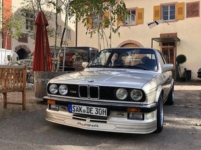 Second-hand BMW 320 Sport Line 129 CP (94 kW) 1987 Bej