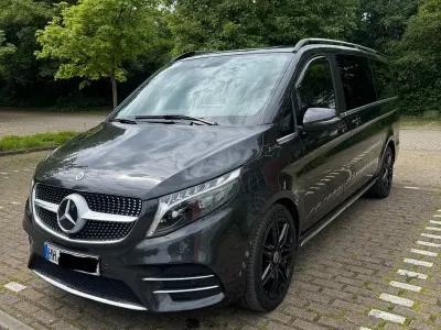 Gebraucht Mercedes V300 Edition 237 PS (174 kW) 2023 Grau Van / Kleinbus