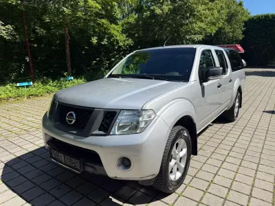 Gebraucht Nissan Navara 144 PS (105 kW) 2013 Silber Pickup