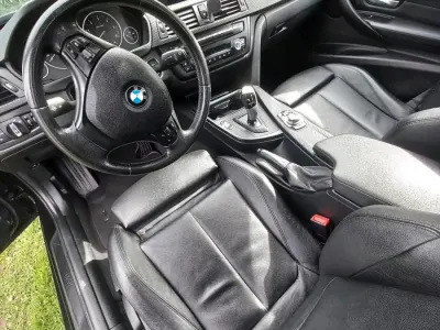 Gebraucht BMW 320 143 PS (105 kW) 2013 Schwarz Kombi