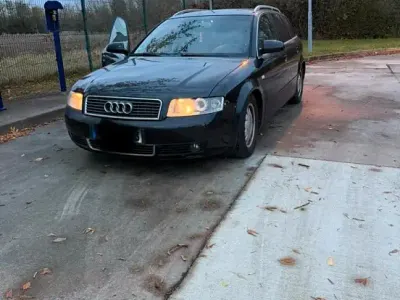 Gebraucht Audi A4 130 PS (95 kW) 2004 Schwarz Kombi