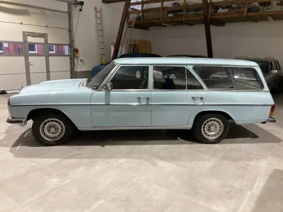 Gebraucht Mercedes 240 133 PS (97 kW) 1977 Blau Kombi