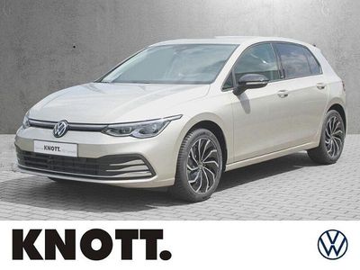 Gebraucht VW Golf VIII Move 150 PS (110 kW) 2023 Silber Kleinwagen