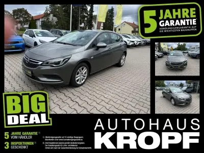 Gebraucht Opel Astra 105 PS (77 kW) 2018 Grau Limousine