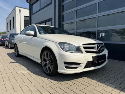 Gebraucht Mercedes C200 AMG line 184 PS (135 kW) 2013 Weiß Coupé