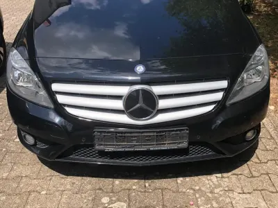 Gebraucht Mercedes B200 136 PS (100 kW) 2014 Schwarz Kleinwagen