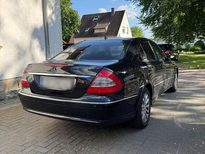 Mercedes E220