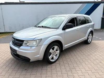 Gebraucht Dodge Journey 170 PS (125 kW) 2010 Silber SUV
