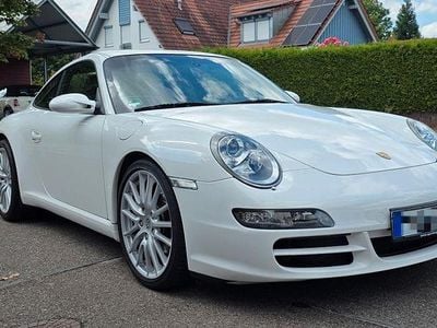 Porsche 911 Carrera