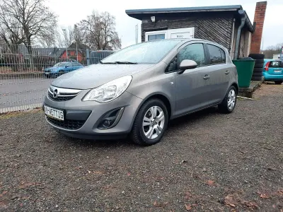 Gebraucht Opel Corsa Satellite 87 PS (63 kW) 2011 Braun Limousine