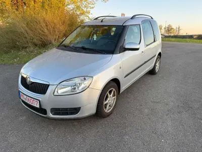 Gebraucht Skoda Roomster Style 86 PS (63 kW) 2009 Brilliant silber mettalic Van / Kleinbus